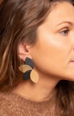 Boucles d'oreilles cuir noir et or atelier almea hemera noir